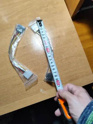 Adaptador Molex a SATA