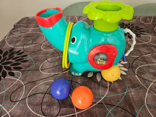 Set Giocattoli: Elefante, Fattoria e Pista