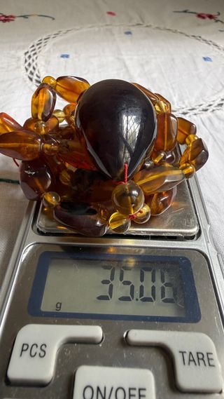 Collar de ámbar con colgante