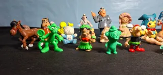 Figuras pvc sin marca