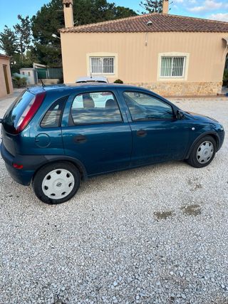 Opel Corsa  2002