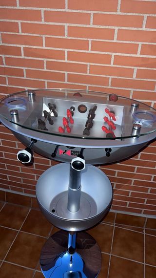 Futbolín, cubitera y posavasos