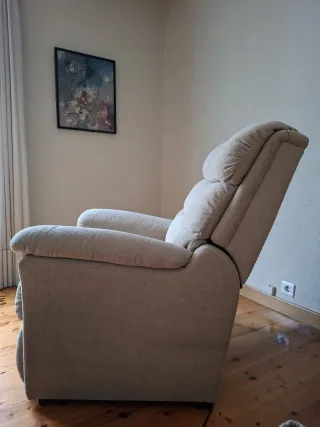 Sofá relax motorizado beige A RECOGER EN SANTANDE