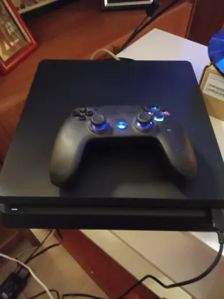 Consola PS4 Slim + Monitor Acer 27