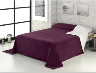 Manta polar 2'60x2'50 cm NUEVA. OFERTAAAAAAA