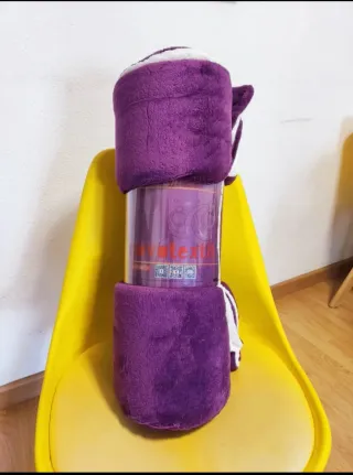 Manta polar 2'60x2'50 cm NUEVA. OFERTAAAAAAA
