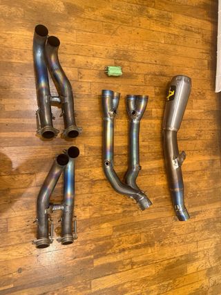 Escape Arrow Pro Race BMW S1000RR