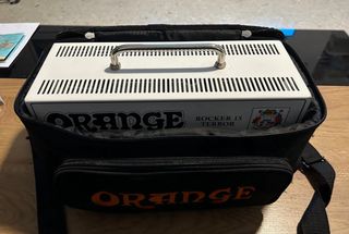 Orange Rocker 15 Terror Amplificador