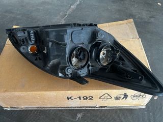 Faro Derecho Ford Focus 2010