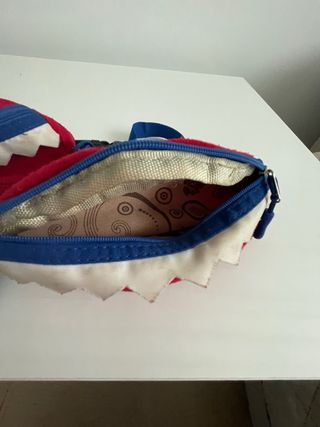 Riñonera infantil diseño tiburón