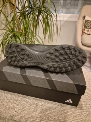 Adidas Predator League TF Talla 42 2/3