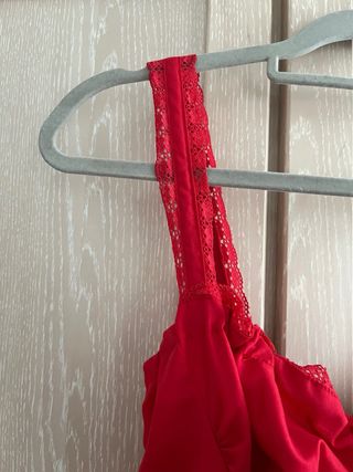 Minivestido Corsé Rojo con Vuelo