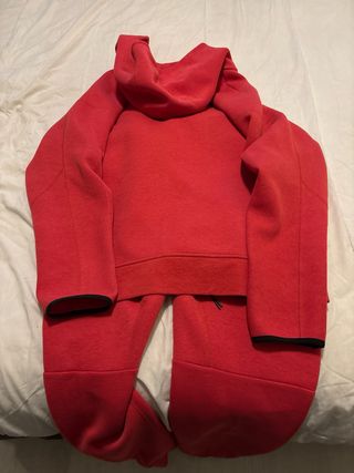 Conjunto deportivo Nike hombre rojo