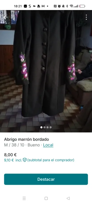 Abrigo marrón bordado