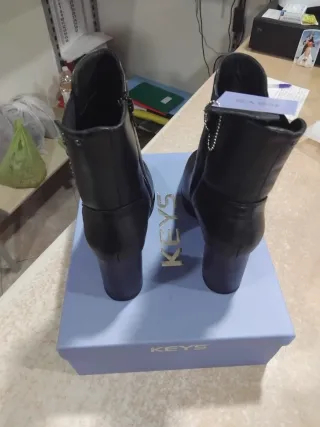 Stivali Keys n.38 pelle nera