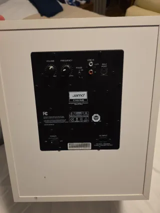 Subwoofer activo Jamo 10" pulgadas