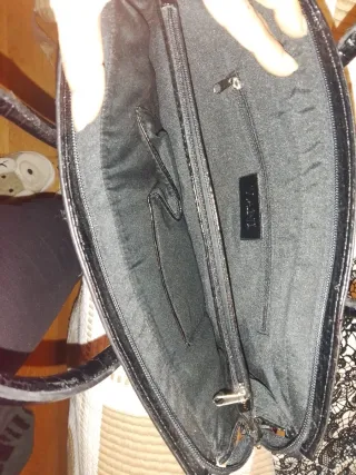 Conjunto de abrigo y bolso y dos jerseys