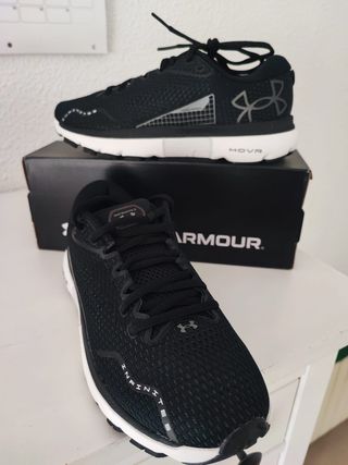 Under Armour HOVR Infinite 5 Mujer T.38.5