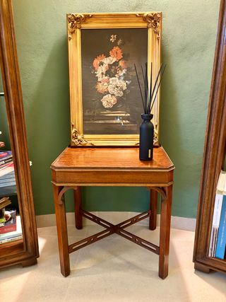 Mesita auxiliar de madera