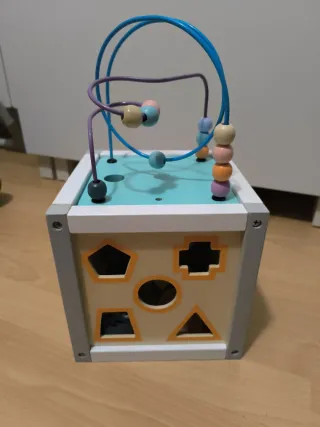 Caja sensorial de madera