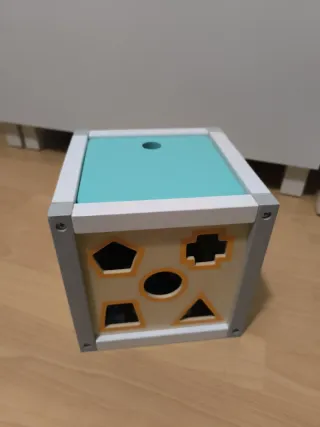 Caja sensorial de madera