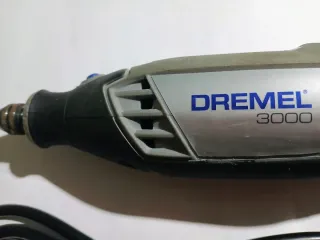 Dremel 3000 con accesorios