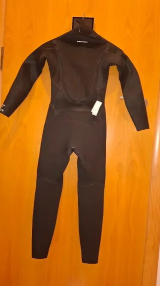 Neopreno surf 4/3 niños 10/11 años