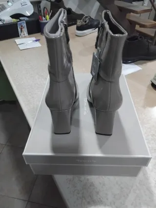 Stivali Tamaris grigi donna n.39