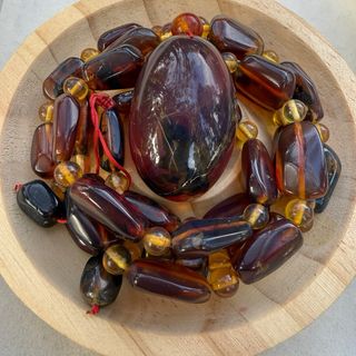 Collar de ámbar con colgante