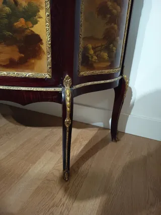 Vitrina de madera y cristal estilo francés antigua