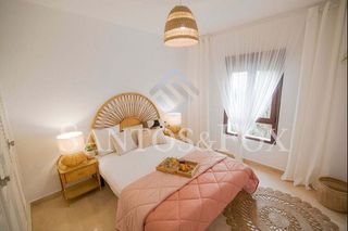 Piso en venta en Paraíso - Atalaya- Benamara en Estepona