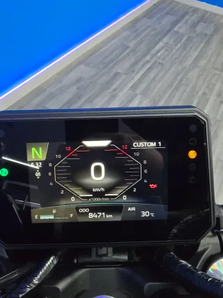 Yamaha MT-09 2025 A2 8000 km