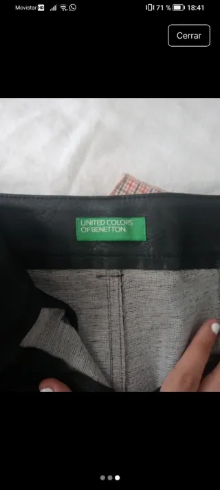 Falda cuero mujer negra con cinturón