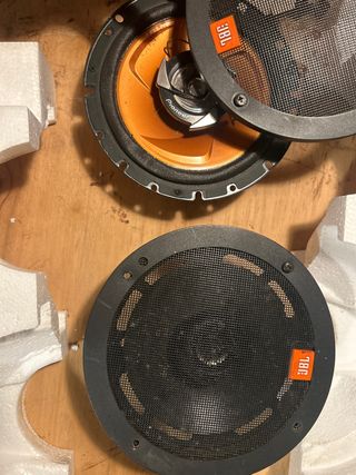 Altavoces Coche Pioneer y JBL