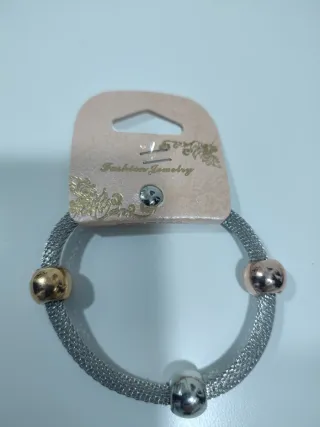 Conjunto bisutería collar y pulseras