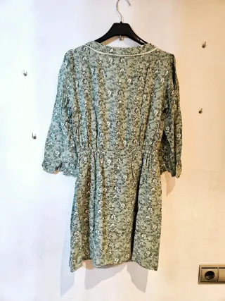Vestido verde estampado floral