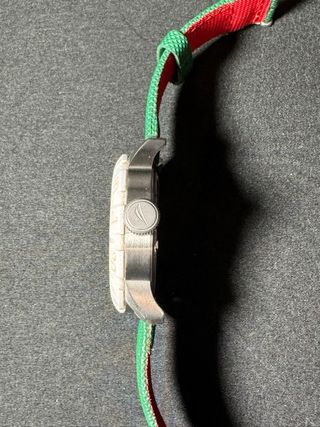 Reloj Nautica Diver 100M Correa Verde