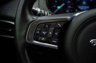Jaguar F-Pace 2.0L i4D 132kW Prestige Auto
