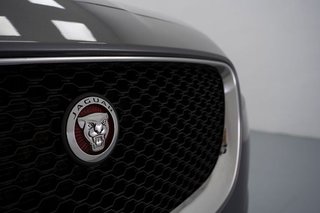 Jaguar F-Pace 2.0L i4D 132kW Prestige Auto
