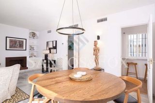 Piso en venta en Los Naranjos - Las Brisas en Marbella