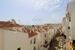 Piso en venta en Puerto Banús en Marbella