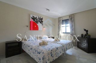 Piso en venta en Puerto Banús en Marbella