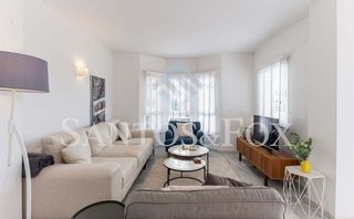 Piso en venta en Los Naranjos - Las Brisas en Marbella