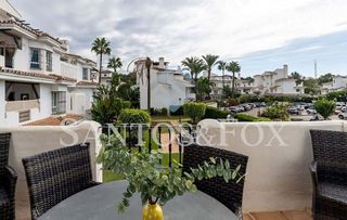 Piso en venta en Los Naranjos - Las Brisas en Marbella