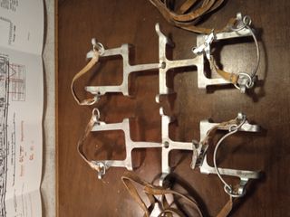 Crampones militares antiguos