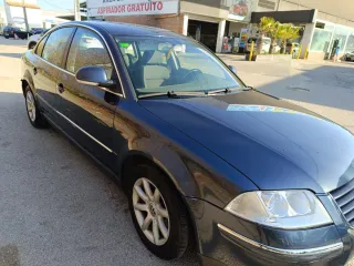 Volkswagen  passat 2004