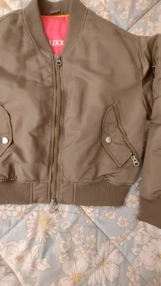 Chaqueta Bomber Verde Oliva