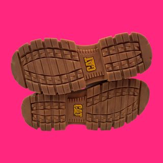 ZAPATILLAS CASUAL T/38 CAT BLANCAS Y AMARILLAS SUE