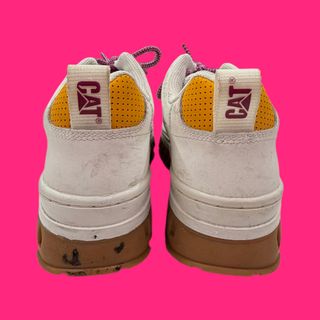 ZAPATILLAS CASUAL T/38 CAT BLANCAS Y AMARILLAS SUE