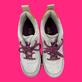 ZAPATILLAS CASUAL T/38 CAT BLANCAS Y AMARILLAS SUE